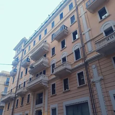 Hopper-bozzi 59 * Bari